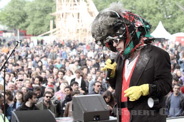 GARY WILSON AND THE BLIND DATES - 2013-05-26 - PARIS - Parc de la Villette - 